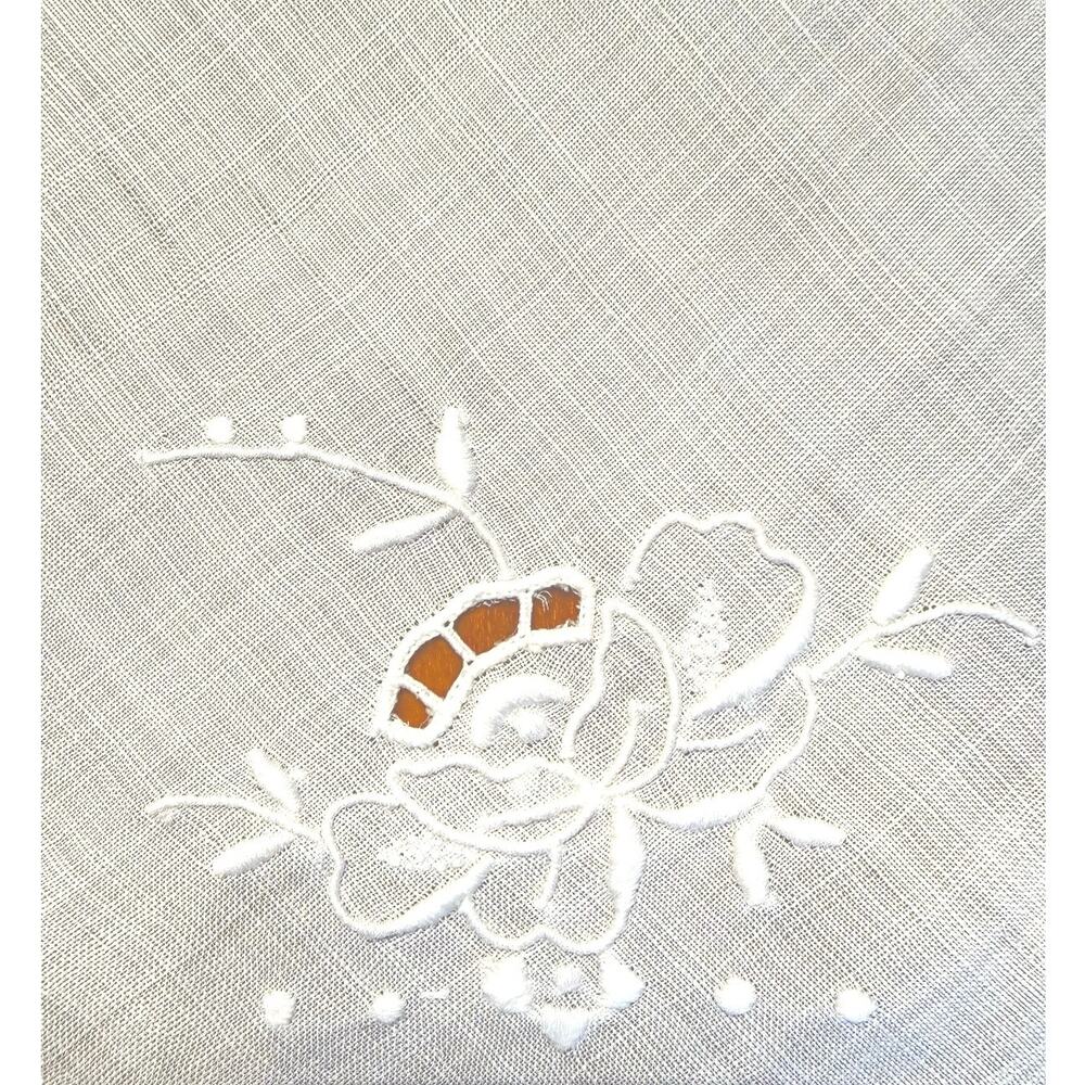 Set of 4 Vintage Linen Napkins 2 Hot Rolls Basket Liners Embroidered Cottagecore
